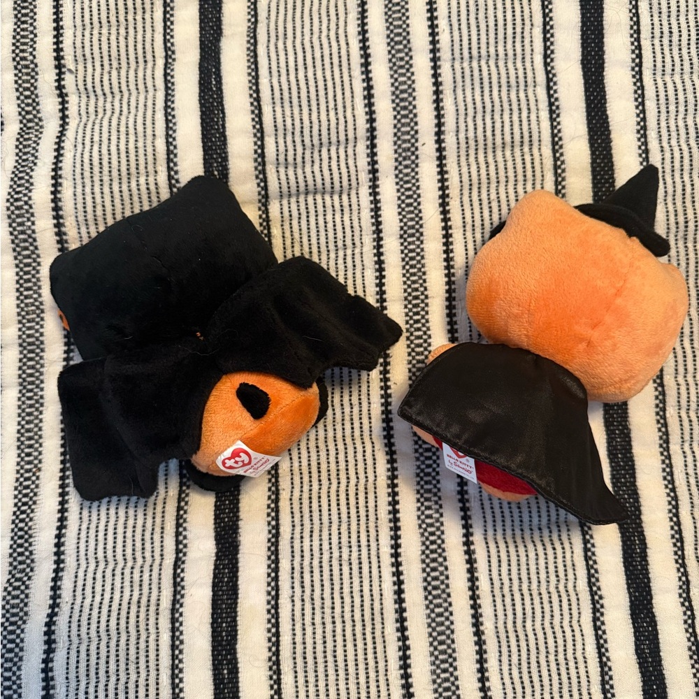 Hello Kitty Halloween Plush Set - Picture 2 of 2